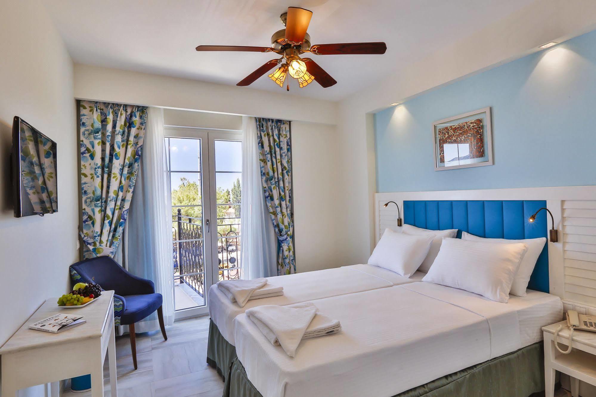 Livia Hotel Kaş Exteriör bild